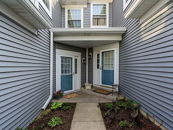 4th image of 1706 Mill St #1706