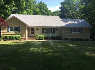 8 Woodcrest Dr, Hopewell Junction, NY 12533