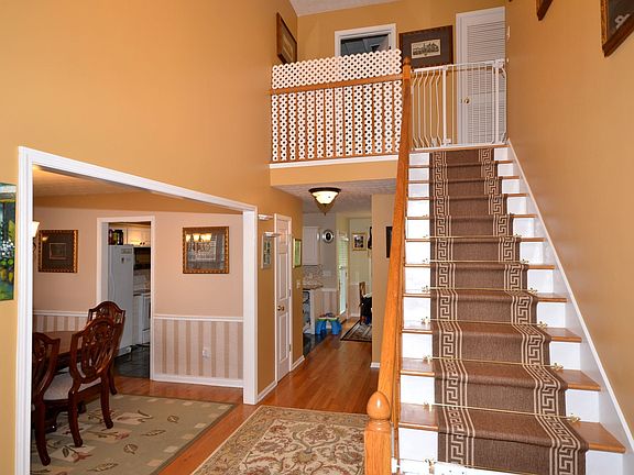 5th image of 3545 Bethesda Park Ct