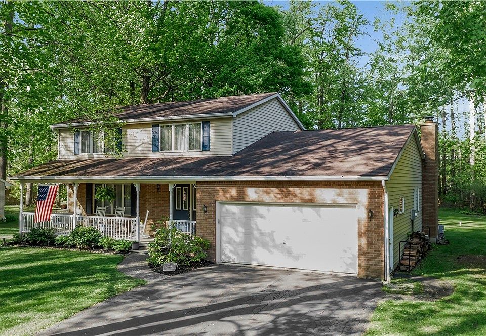 1st image of 141 Tiffany Ln