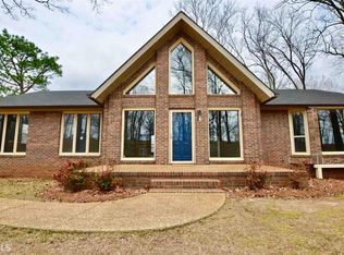 655 Mountain Ridge Dr, Manchester, GA 31816