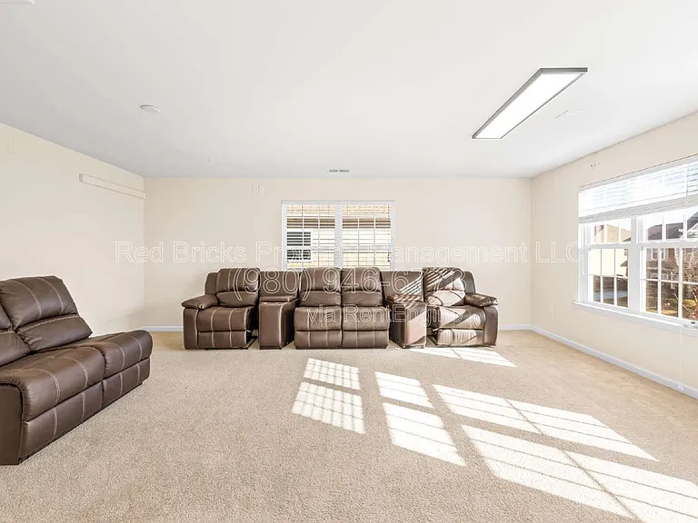 4860 Pepper Dr — Photo 19