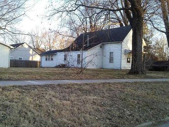 202 N 5th Marketing