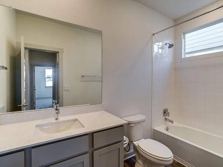 200 Cupreata Ln — Photo 19