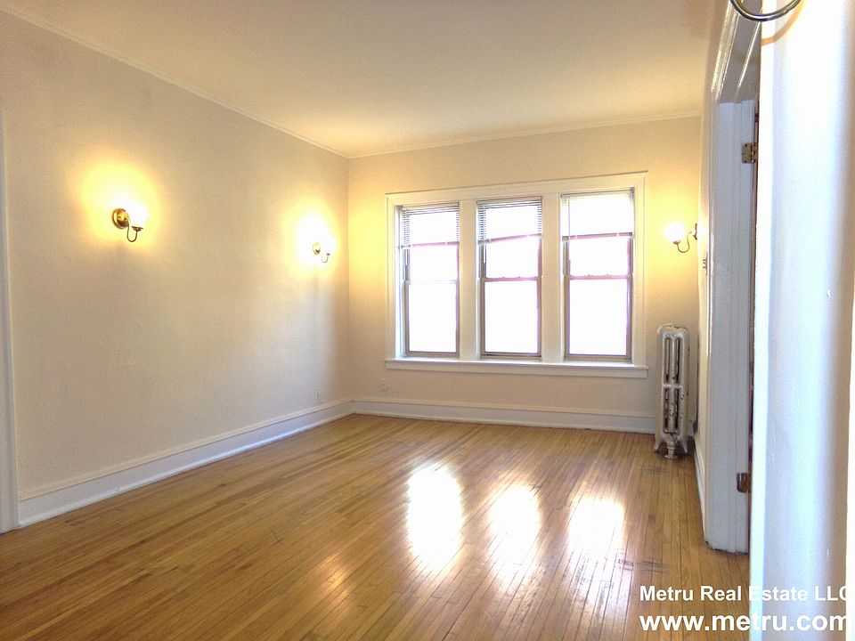 1st image of 1328 W Estes Ave #2