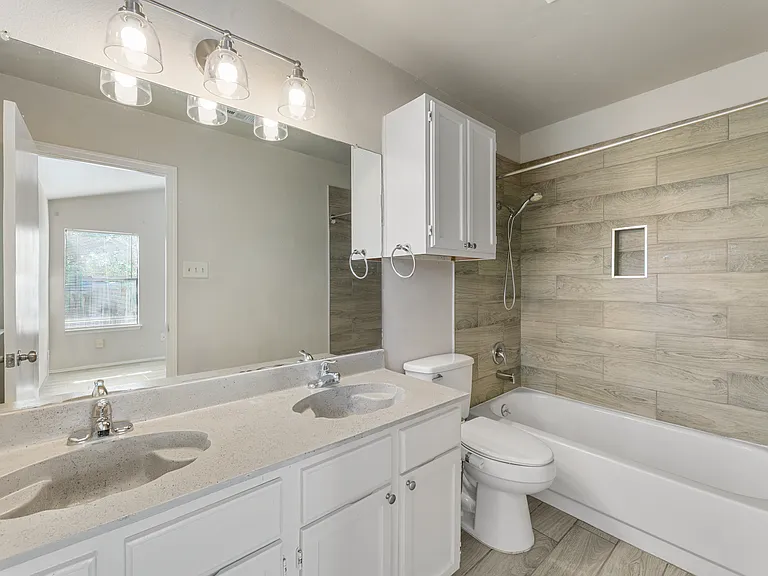 1808 Prairie Star Ln — Photo 14