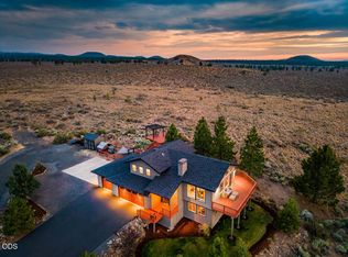 59639 Saskatoon Ln, Bend, OR 97702