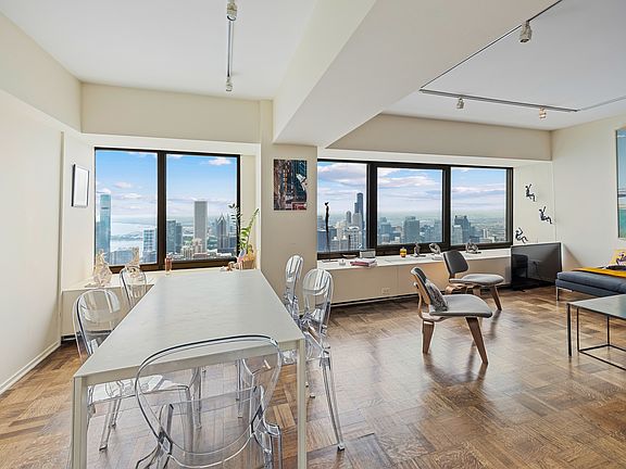5th image of 175 E Delaware Pl APT 8608