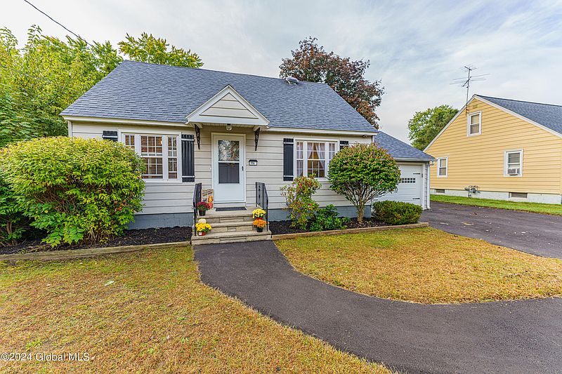 4th image of 1116 Barber Drive