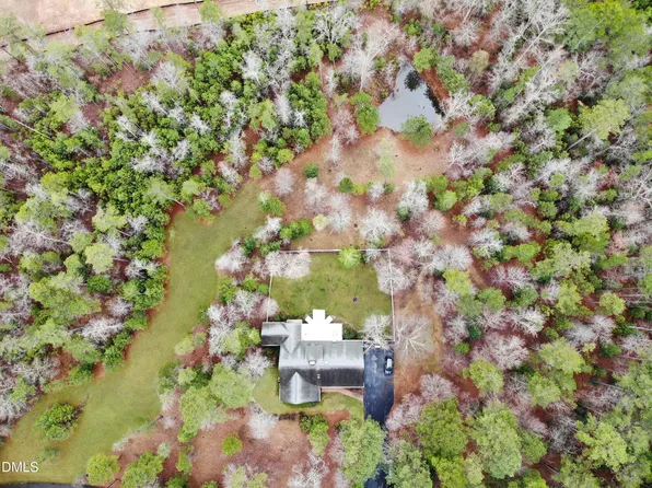 2215 Southern Rd, Sanford, NC 27330