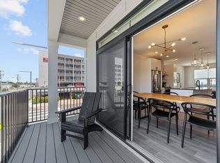 965 Pacific Ave UNIT F, Virginia Beach, VA 23451