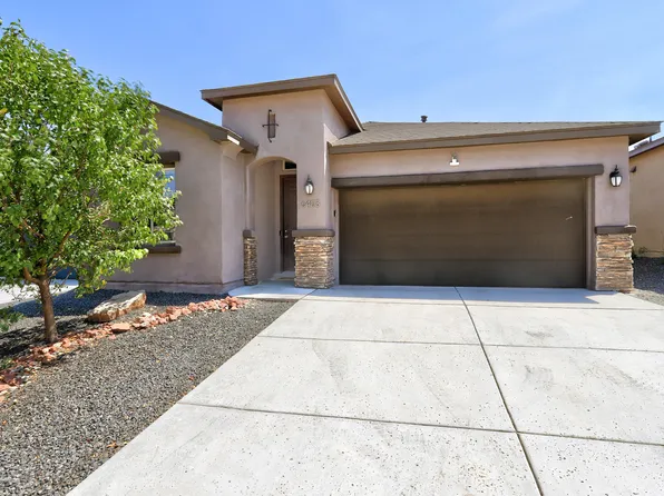6403 Red Falcon Dr NE, Rio Rancho, NM 87144