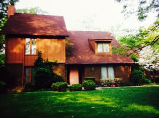 1207 N Finnlandia Ct, Muncie, IN 47304