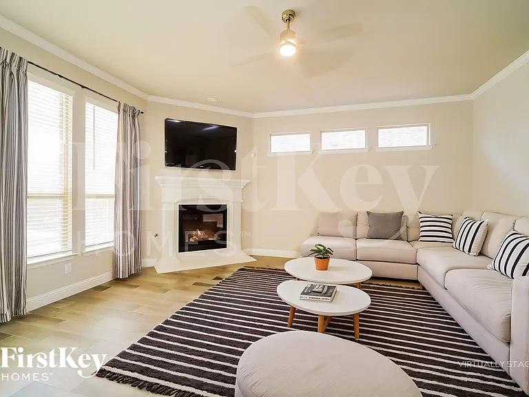 15013 Gladstone Dr — Photo 5
