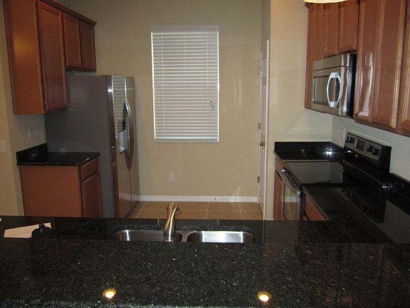 Fridge, Stove, D/W, granite