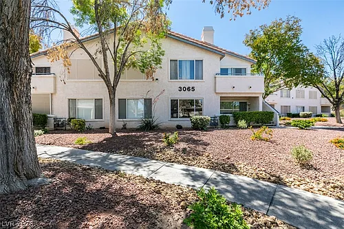 3065 Casey Dr #204 Photo 1