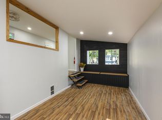 48 Hazelwood Dr, Elmer, NJ 08318