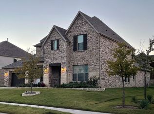 1121 Lake Hills Trl, Roanoke, TX 76262