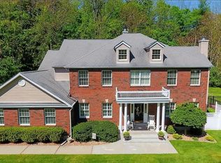 14 Colonial Dr, Goshen, NY 10924
