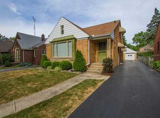 2620 Sherbrooke Rd, Toledo, OH 43606