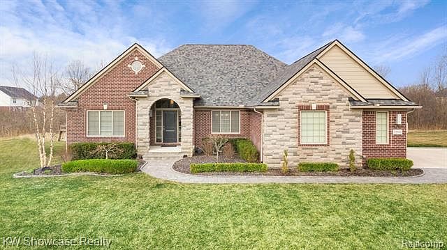 1st image of 22981 Cheyenne Dr