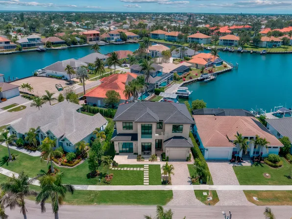 269 Bass Ct, Marco Island, FL 34145