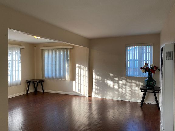 2nd image of 2616 Gage Ave