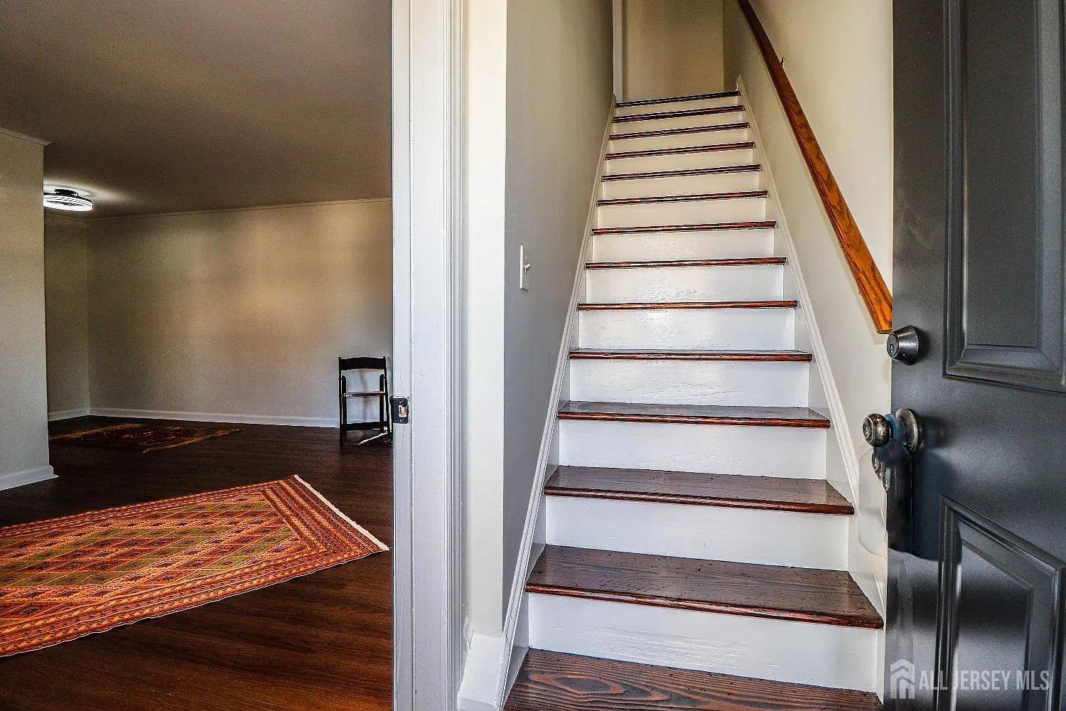 1 bed, 1.0 bath, 896 sqft, $2,500 — Photo 4
