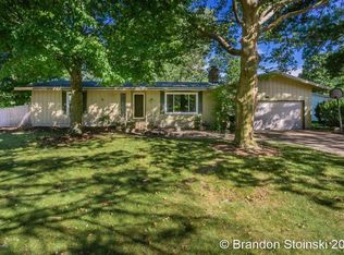 184 Jackson St, Saranac, MI 48881
