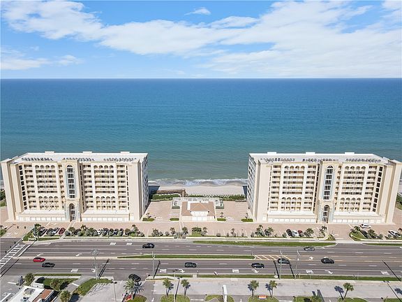3rd image of 1025 Highway A1a Unit 304