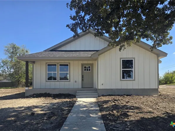 502 N 14th St, Gatesville, TX 76528
