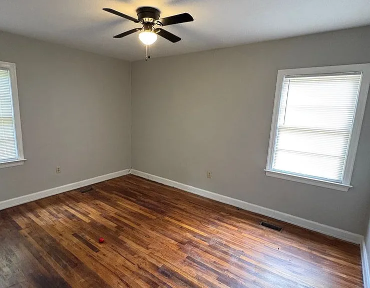 1713 Gillespie Ave — Photo 8