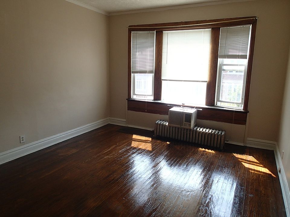 1st image of 4751 S Forrestville Ave APT 3S