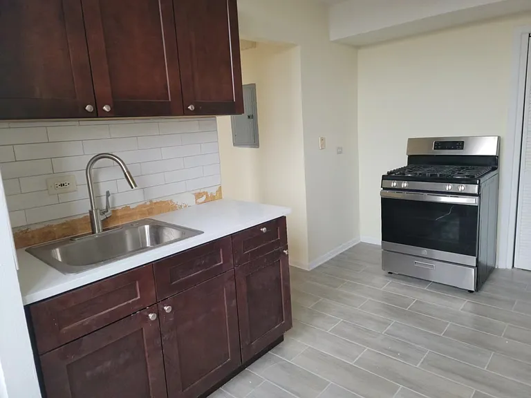 3252 W Armitage Ave #3F — Photo 4