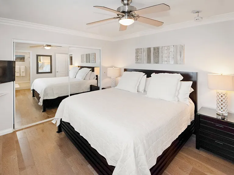 1052 Isabella Avenue Unit #E — Photo 23