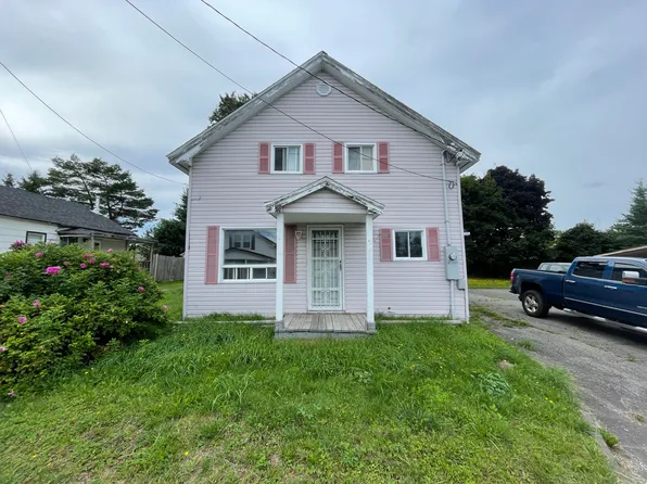 115 4th Avenue, Madawaska, ME 04756