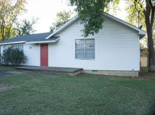 205 N Vine St, Hackett, AR 72937