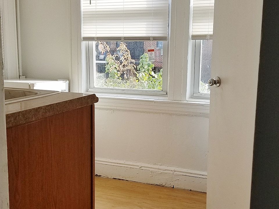 1st image of 8015 45th Ave #1A