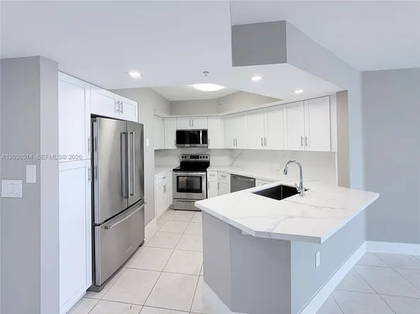 1800 Sunset Harbour Dr, Miami Beach, FL