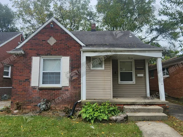 13636 Pinewood St, Detroit, MI 48205