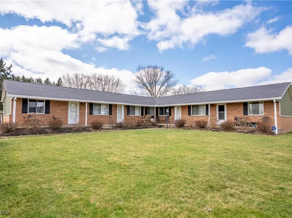 5074 S Main St, Akron, OH 44319