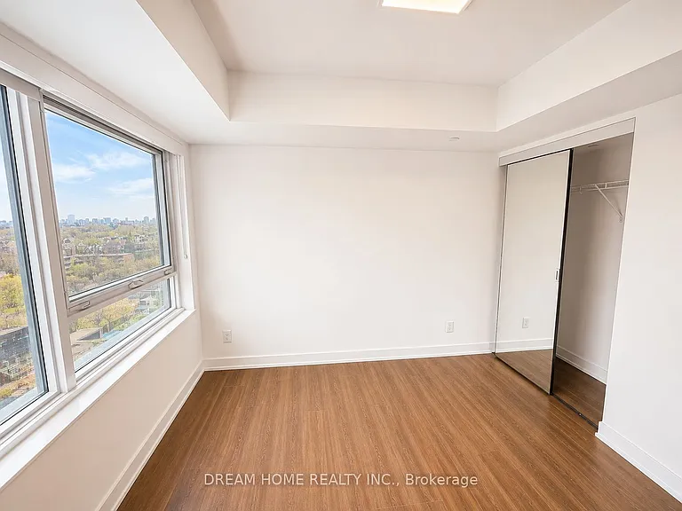 609 Sherbourne St #1004 — Photo 10