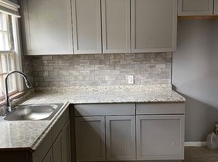 20331 Regent Dr, Detroit, MI