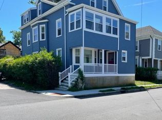 41 Merton Rd, Newport, RI 02840