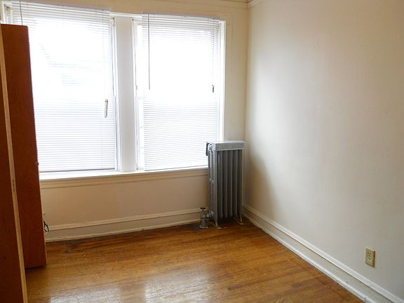 3rd image of 8154 S Marshfield Ave #10676847