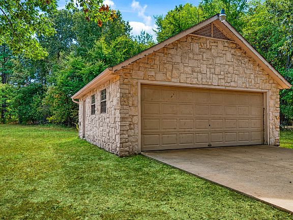 4th image of 539 County Road 34775