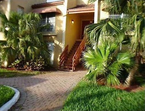 4th image of 4411 Treehouse Ln #D
