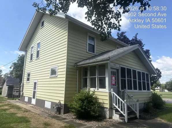 902 2nd Ave, Ackley, IA 50601