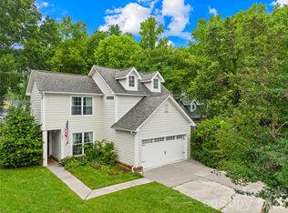 801 Mill Run Dr, Charlotte, NC 28209