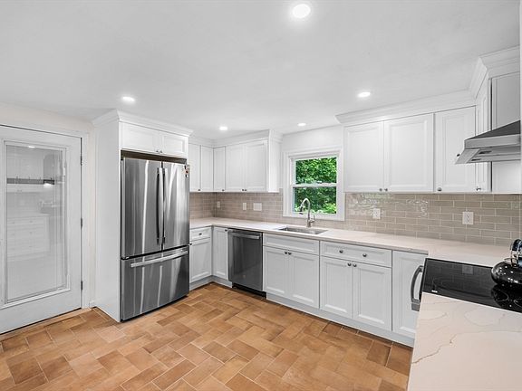 5th image of 55 Dibble Rd